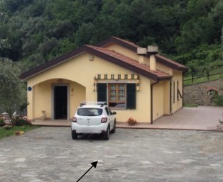 casa indipendente in vendita a San Colombano Certenoli