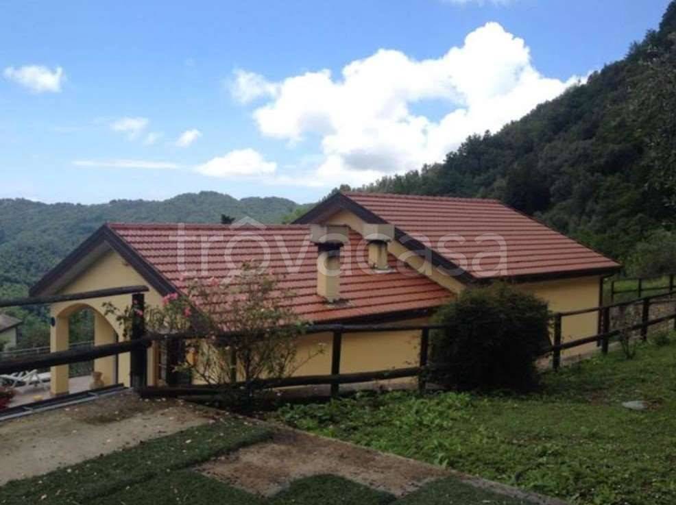 casa indipendente in vendita a San Colombano Certenoli in zona San Colombano