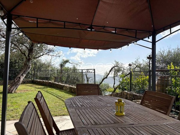 appartamento in vendita a San Colombano Certenoli in zona San Colombano