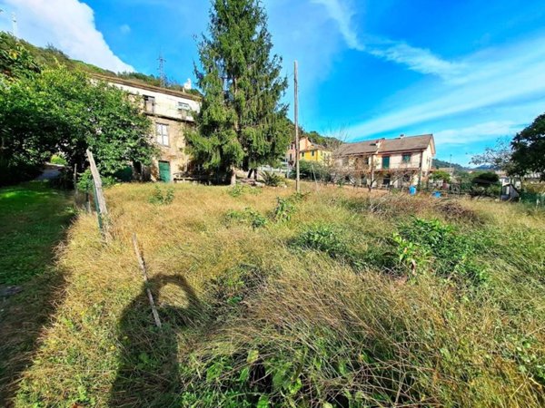 casa indipendente in vendita a San Colombano Certenoli in zona Calvari
