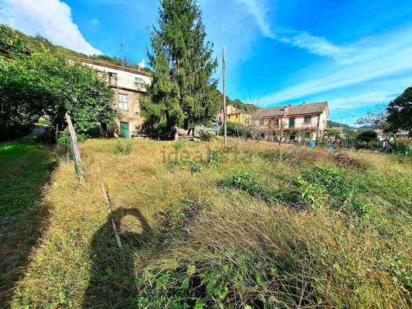 casa indipendente in vendita a San Colombano Certenoli in zona Calvari