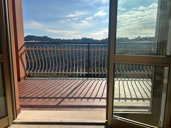 appartamento in vendita a San Colombano Certenoli in zona Camposasco