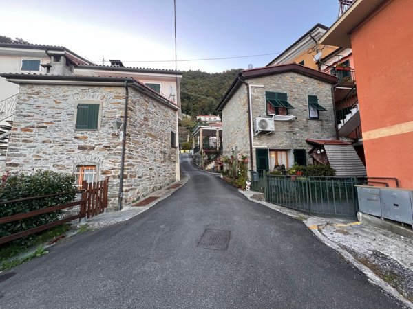 appartamento in vendita a San Colombano Certenoli