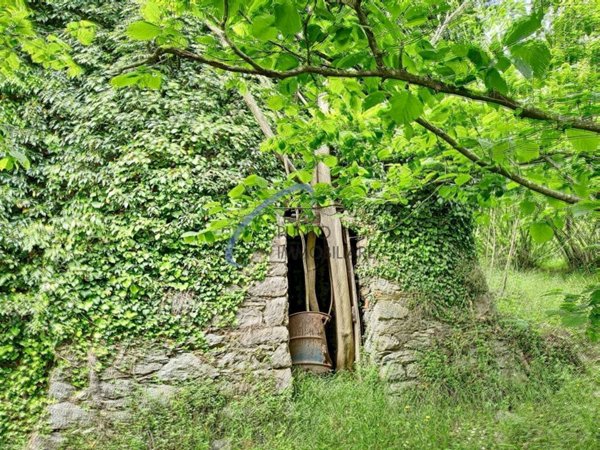 casa indipendente in vendita a San Colombano Certenoli