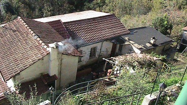 casa indipendente in vendita a San Colombano Certenoli
