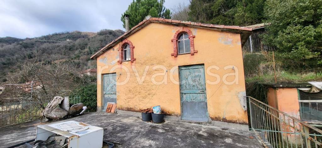 appartamento in vendita a San Colombano Certenoli in zona San Colombano