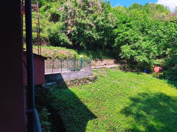 casa indipendente in vendita a San Colombano Certenoli in zona Chiesa Nuova