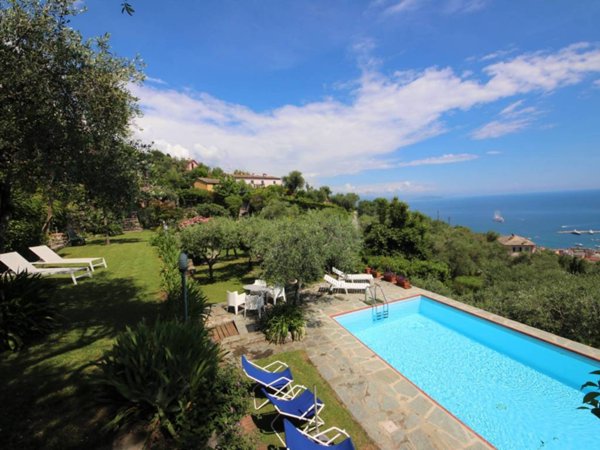 casa indipendente a Santa Margherita Ligure in zona San Lorenzo della Costa