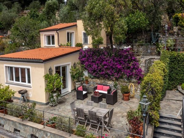 casa indipendente a Santa Margherita Ligure in zona San Lorenzo della Costa