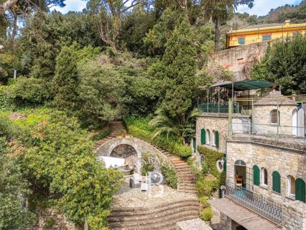 casa indipendente in vendita a Santa Margherita Ligure in zona Paraggi