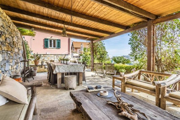 casa indipendente in vendita a Santa Margherita Ligure