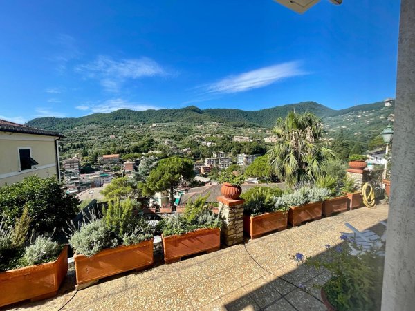 appartamento a Santa Margherita Ligure in zona San Lorenzo della Costa