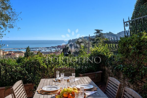 casa indipendente in vendita a Santa Margherita Ligure