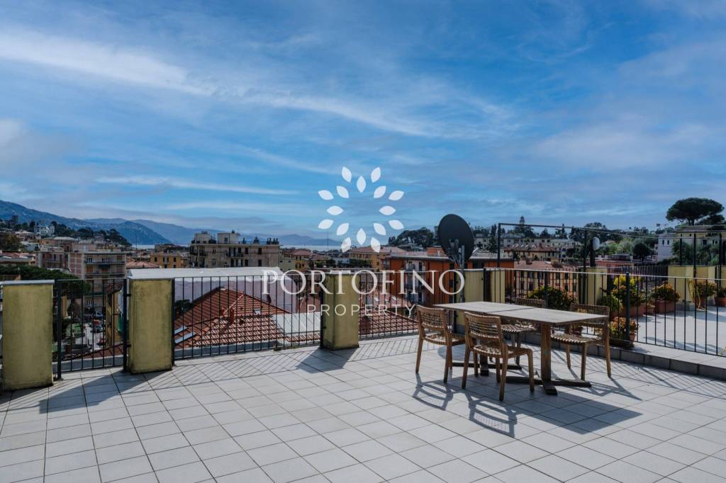 appartamento in vendita a Santa Margherita Ligure in zona Paraggi