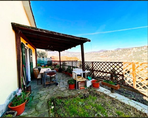 casa indipendente in vendita a Santa Margherita Ligure