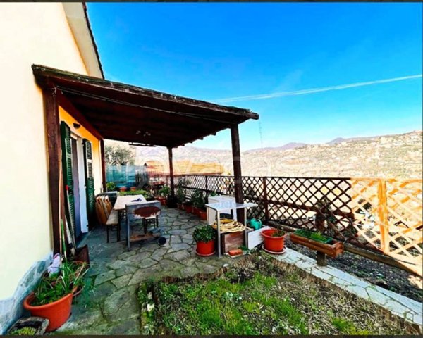 casa indipendente in vendita a Santa Margherita Ligure