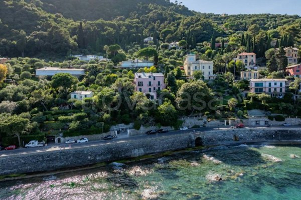 appartamento in vendita a Santa Margherita Ligure in zona Paraggi