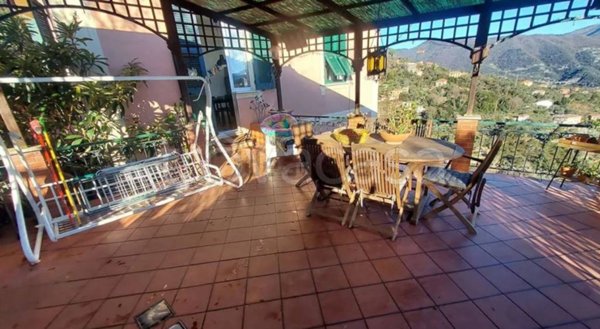 appartamento a Santa Margherita Ligure in zona San Lorenzo della Costa
