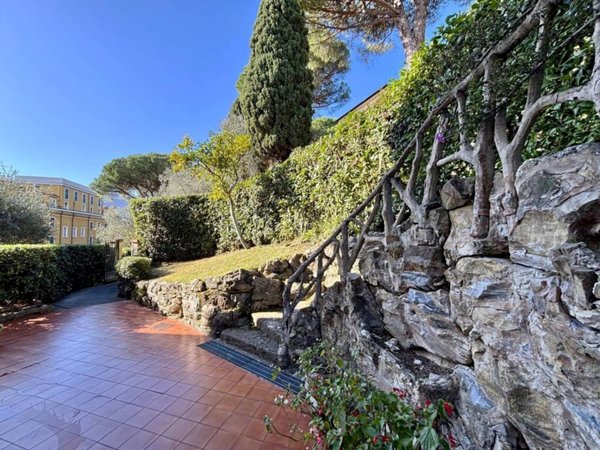 appartamento in vendita a Santa Margherita Ligure in zona Paraggi