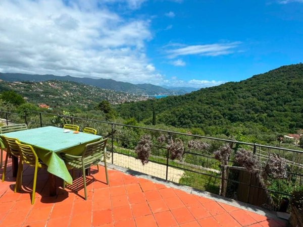 casa indipendente a Santa Margherita Ligure in zona San Lorenzo della Costa