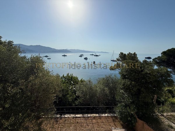 appartamento in vendita a Santa Margherita Ligure in zona Paraggi