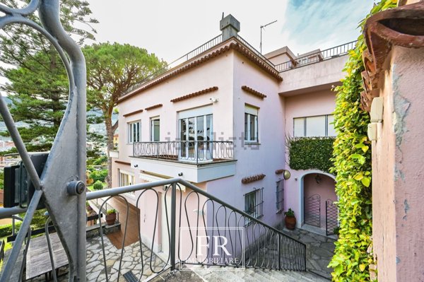 appartamento a Santa Margherita Ligure in zona San Lorenzo della Costa