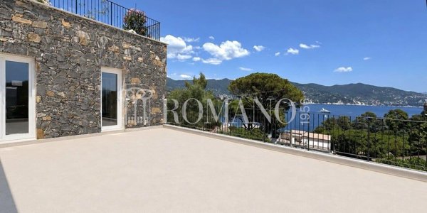 appartamento in vendita a Santa Margherita Ligure in zona Nozarego
