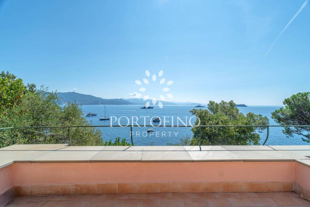 appartamento in vendita a Santa Margherita Ligure in zona Paraggi