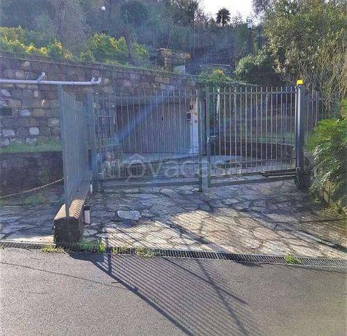 box auto in vendita a Santa Margherita Ligure in zona Nozarego