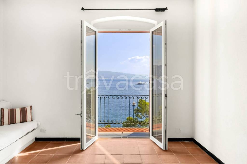appartamento in vendita a Santa Margherita Ligure in zona Paraggi