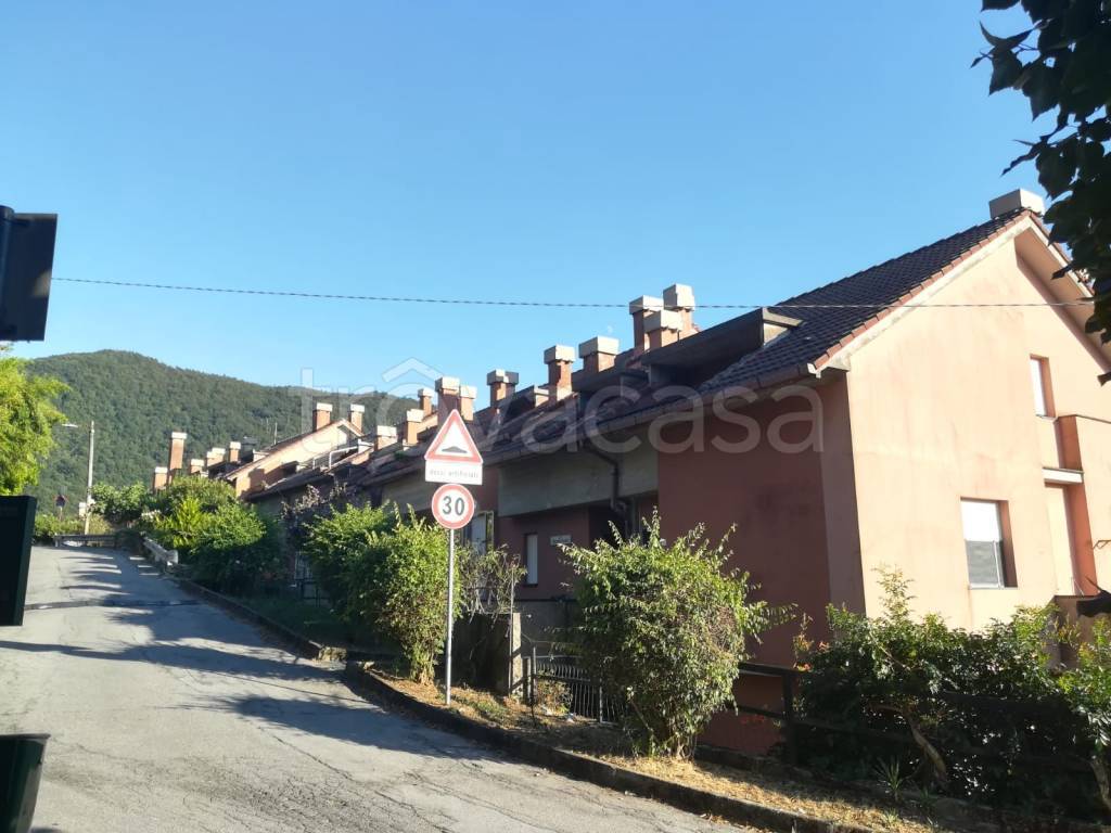 appartamento in vendita a Sant'Olcese in zona Vicomorasso