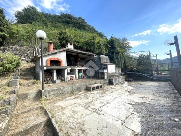 casa semindipendente in vendita a Sant'Olcese in zona Arvigo