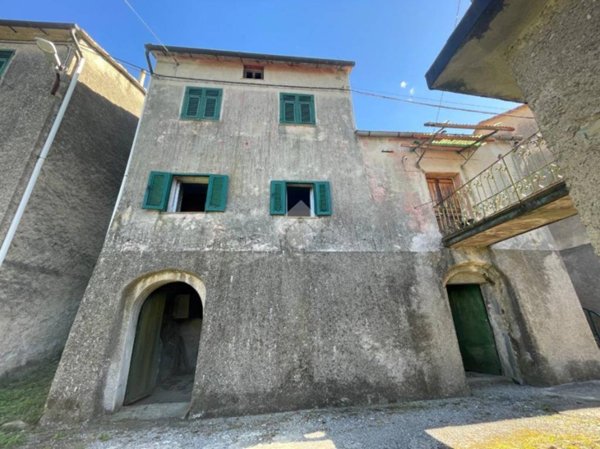 casa indipendente in vendita a Sant'Olcese
