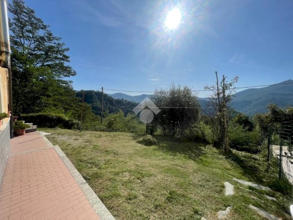 casa semindipendente in vendita a Sant'Olcese