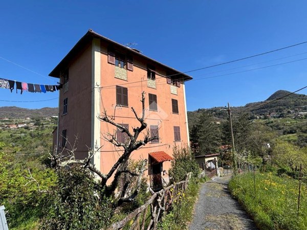 appartamento in vendita a Sant'Olcese