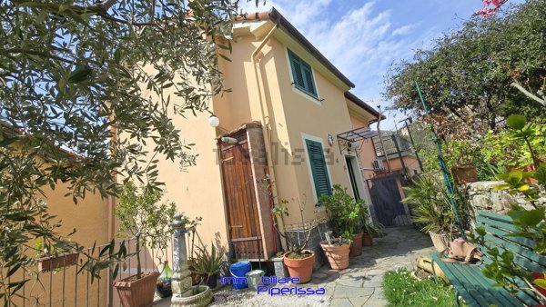 appartamento in vendita a Sant'Olcese