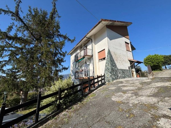 appartamento in vendita a Sant'Olcese in zona Manesseno