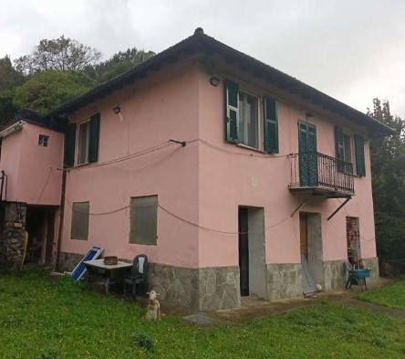casa indipendente in vendita a Sant'Olcese