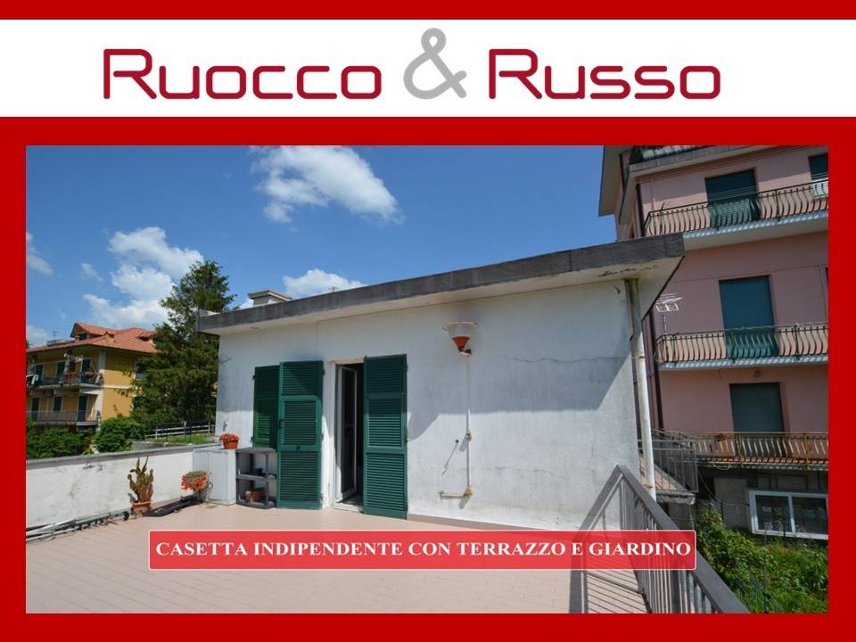 casa indipendente in vendita a Sant'Olcese in zona Torrazza