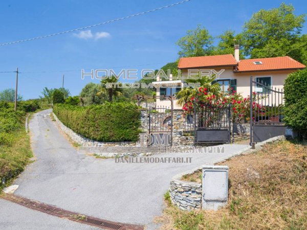 casa indipendente in vendita a Sant'Olcese