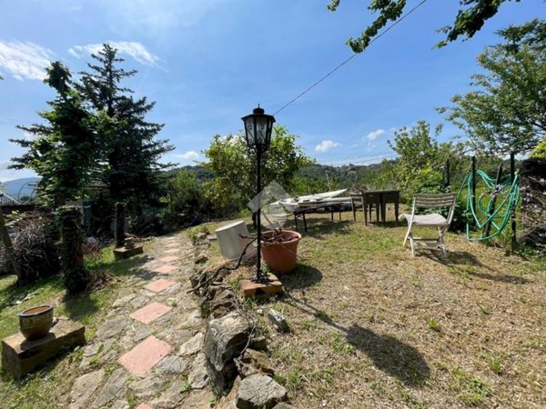 appartamento in vendita a Sant'Olcese in zona Manesseno