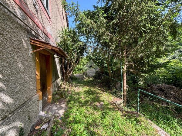 casa indipendente in vendita a Sant'Olcese in zona Trensasco