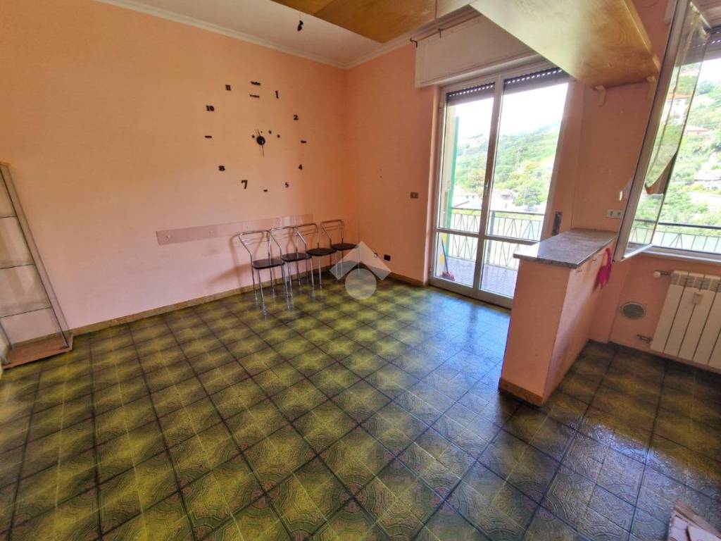 appartamento in vendita a Sant'Olcese in zona Manesseno