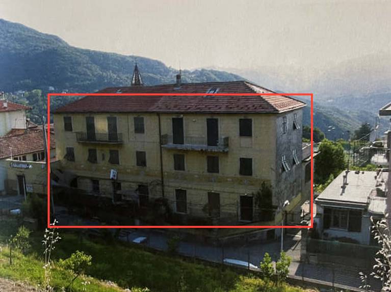 intera palazzina in vendita a Sant'Olcese in zona Torrazza