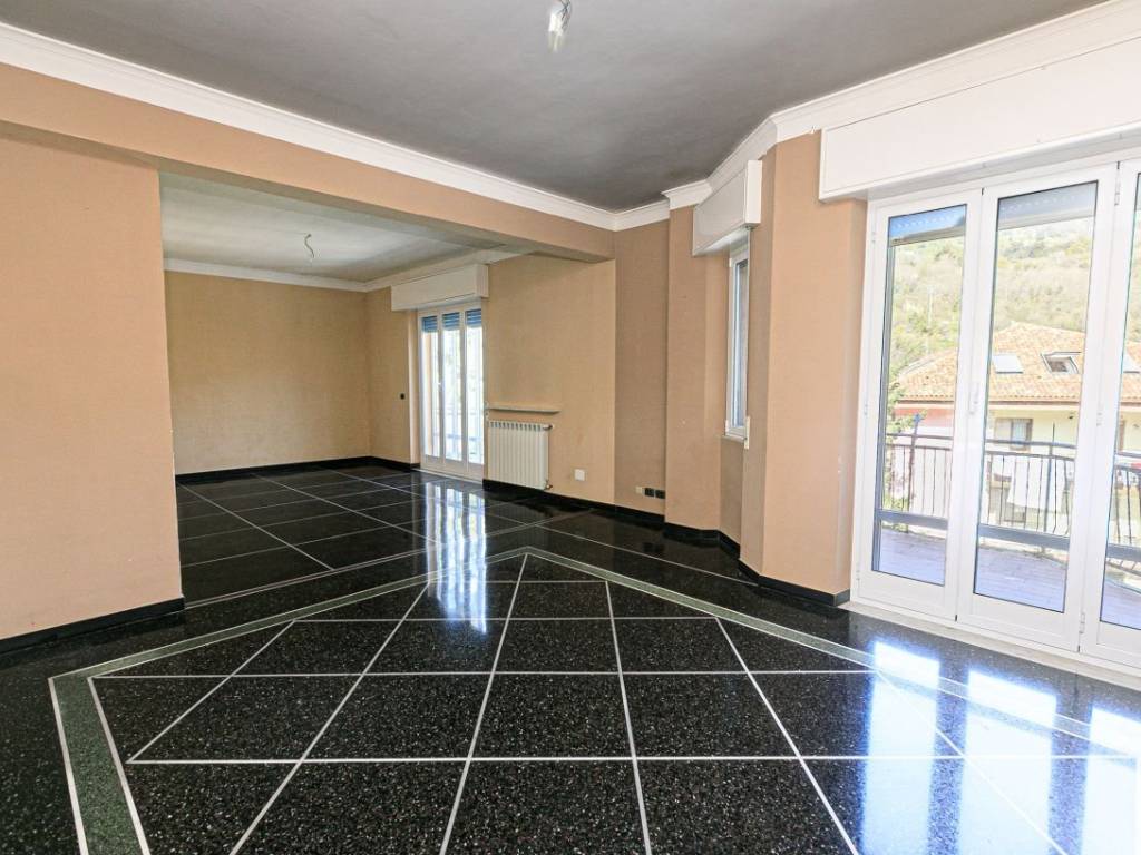 appartamento in vendita a Sant'Olcese in zona Piccarello