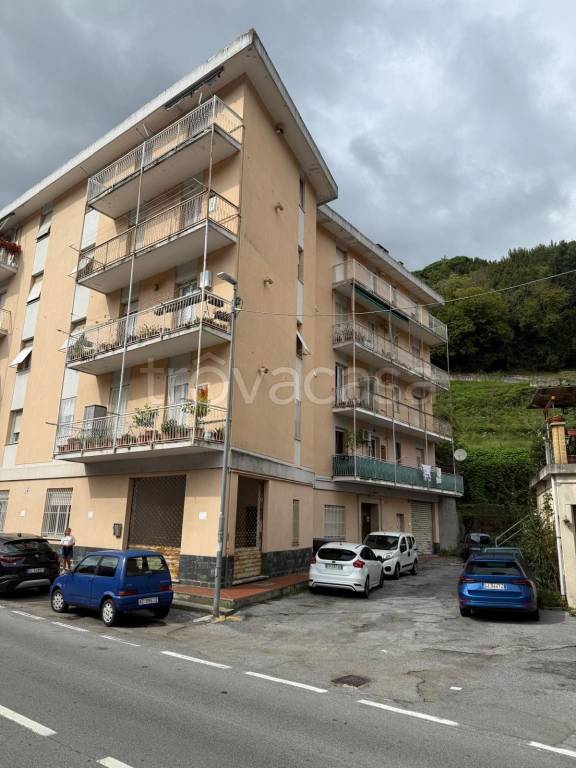 appartamento in vendita a Sant'Olcese in zona Manesseno