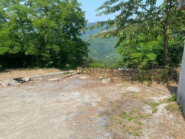 casa indipendente in vendita a Sant'Olcese