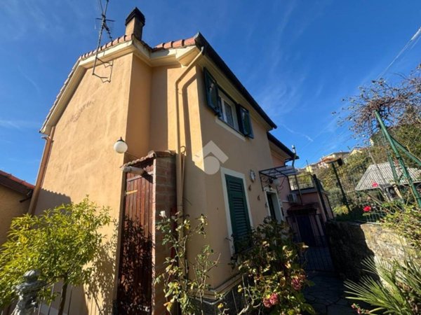 casa indipendente in vendita a Sant'Olcese in zona Vicomorasso