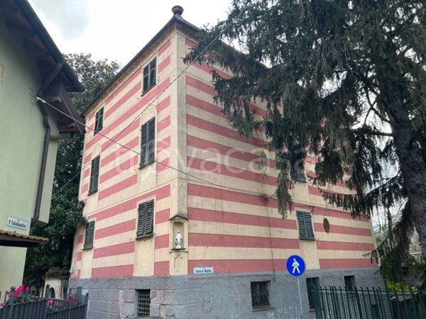 casa indipendente in vendita a Sant'Olcese in zona Manesseno