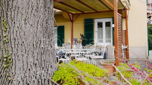 casa indipendente in vendita a Sant'Olcese in zona Manesseno